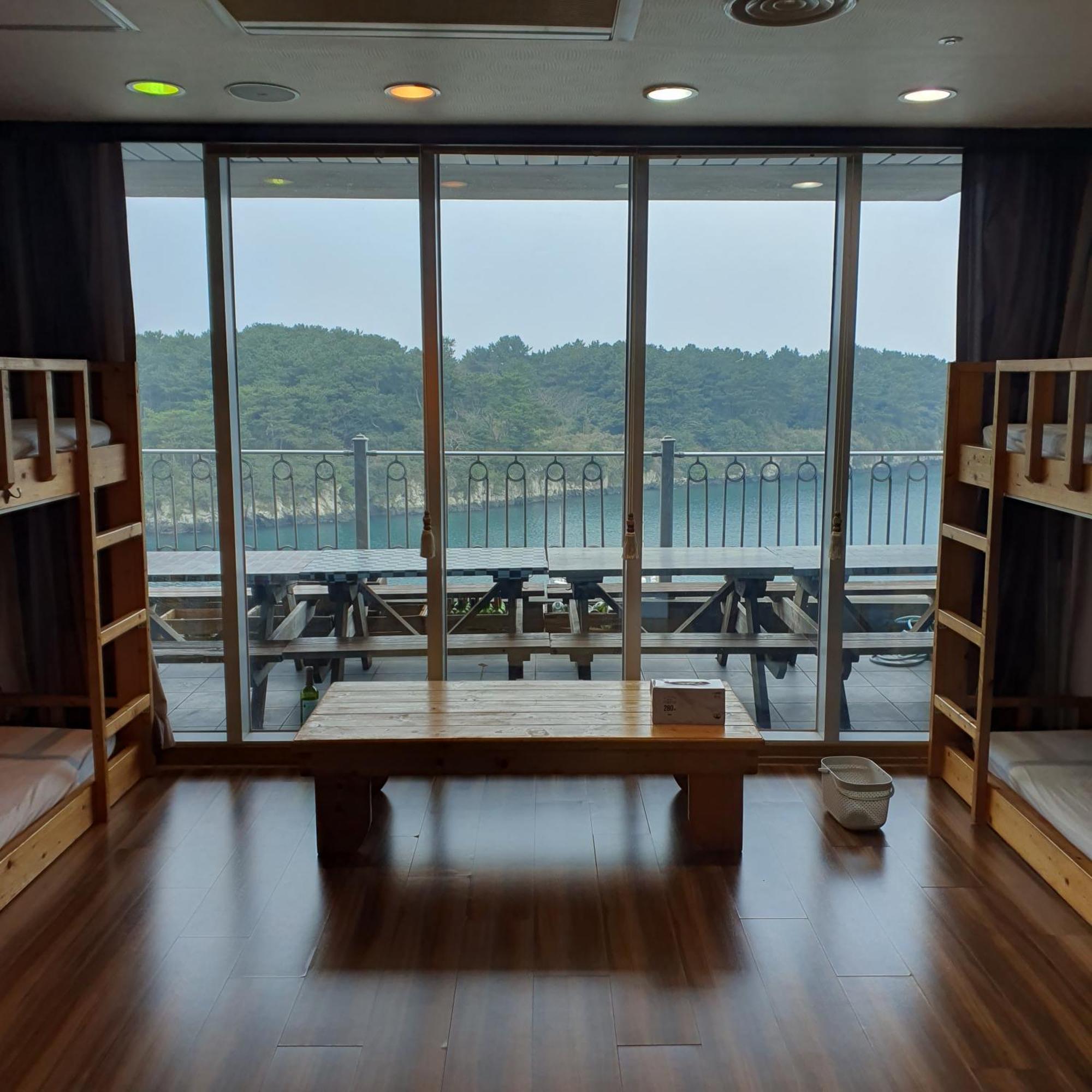 Seom Guesthouse Seogwipo Eksteriør billede